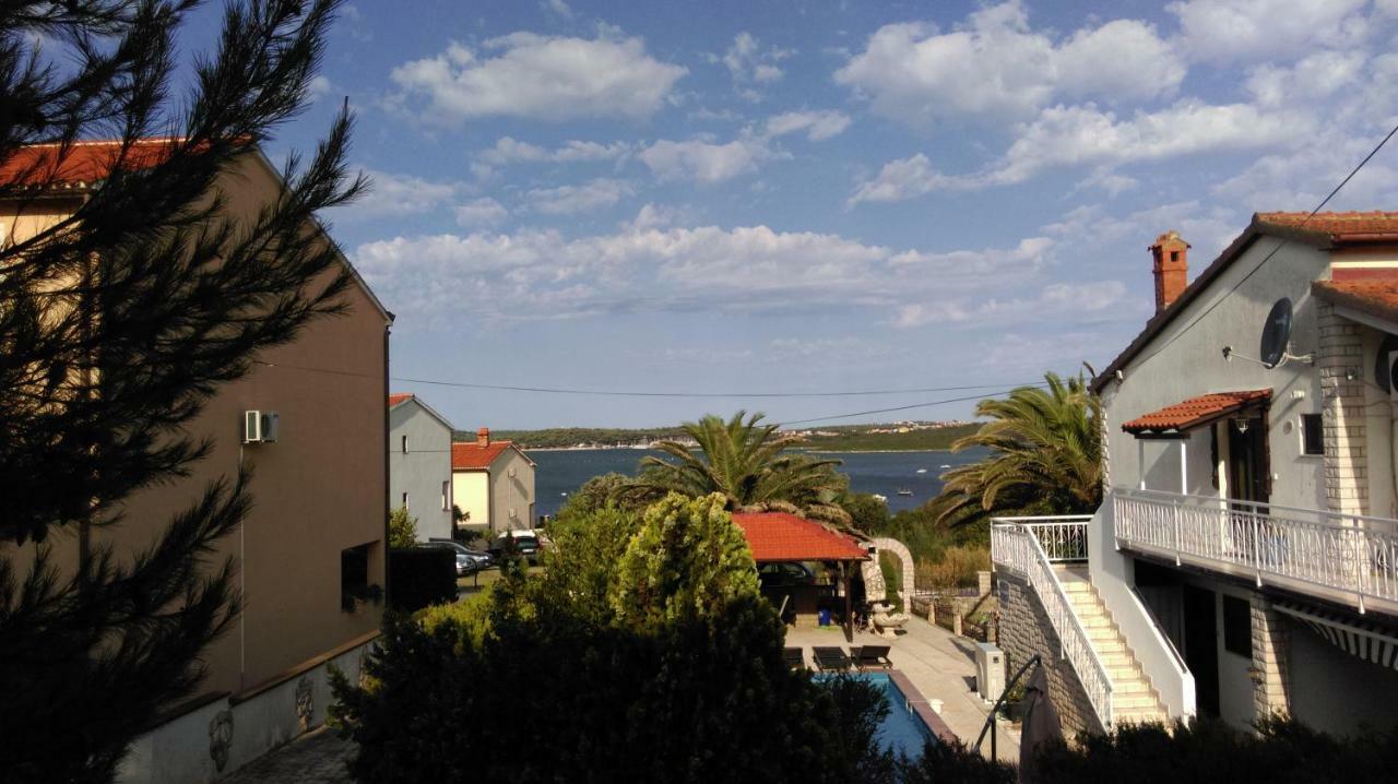 Apartmani Vinka Medulin Exterior foto